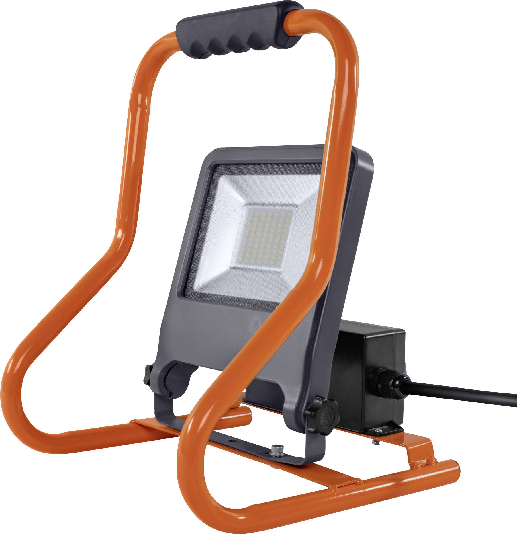 Un projecteur LED portable avec un cadre orange, adapté à l'éclairage de chantier, est posé sur une surface plane.