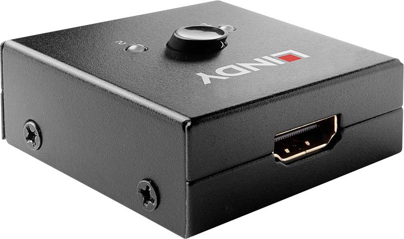 Un petit adaptateur carré noir avec une entrée HDMI et un bouton sur le dessus, portant l'inscription 'LINDY'.
