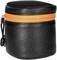 Sac cylindrique noir avec fermeture éclair orange et bandoulière.