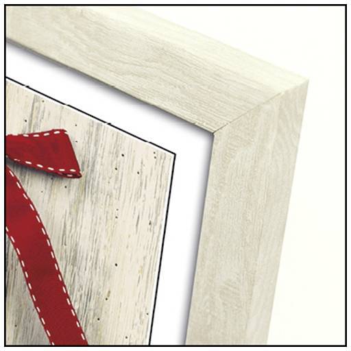 Cadre avec texture de bois et un ruban rouge à l'angle sur un fond clair.