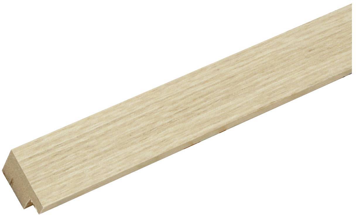 Planche en bois rectangulaire et allongée avec un aspect naturel, mettant en valeur les veines et la texture du bois.