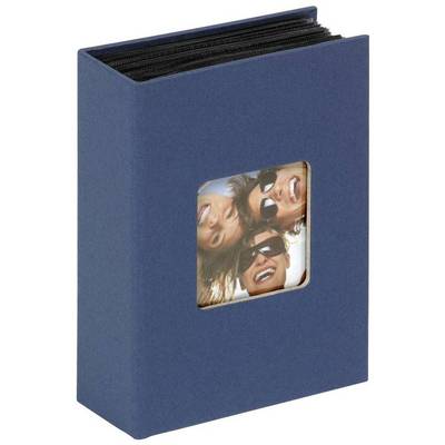 Album photo bleu avec une petite fenêtre sur la couverture, dans laquelle est représentée une image de trois personnes riant.