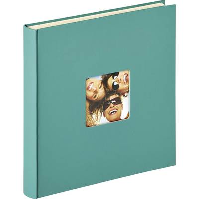 Album photo turquoise avec une découpe carrée en couverture, montrant des personnes souriantes portant des lunettes de soleil.