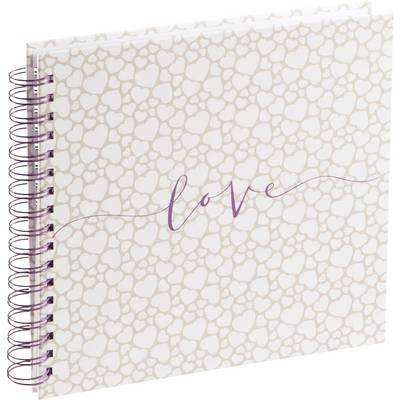 Un album à spirales avec des motifs de cœurs blancs et le mot 'love' en écriture violette sur la couverture.