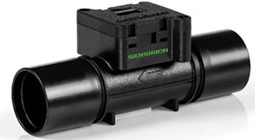 Un capteur de débit noir avec un boîtier rectangulaire sur un tube étiqueté « SENSIRION ».
