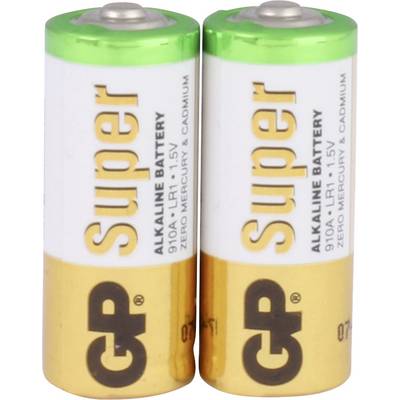 Deux piles alcalines GP Ultra+ vertes de type N 910A, 1,5 V, côte à côte sur fond blanc.
