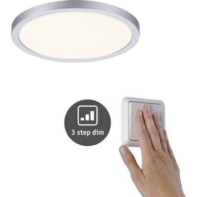Plafonnier rond avec un cadre métallique léger, émettant une lumière blanc chaud. L'interrupteur, actionné à la main, présente un symbole de variation d'intensité lumineuse « 3 étapes » indiquant la possibilité de gradation.