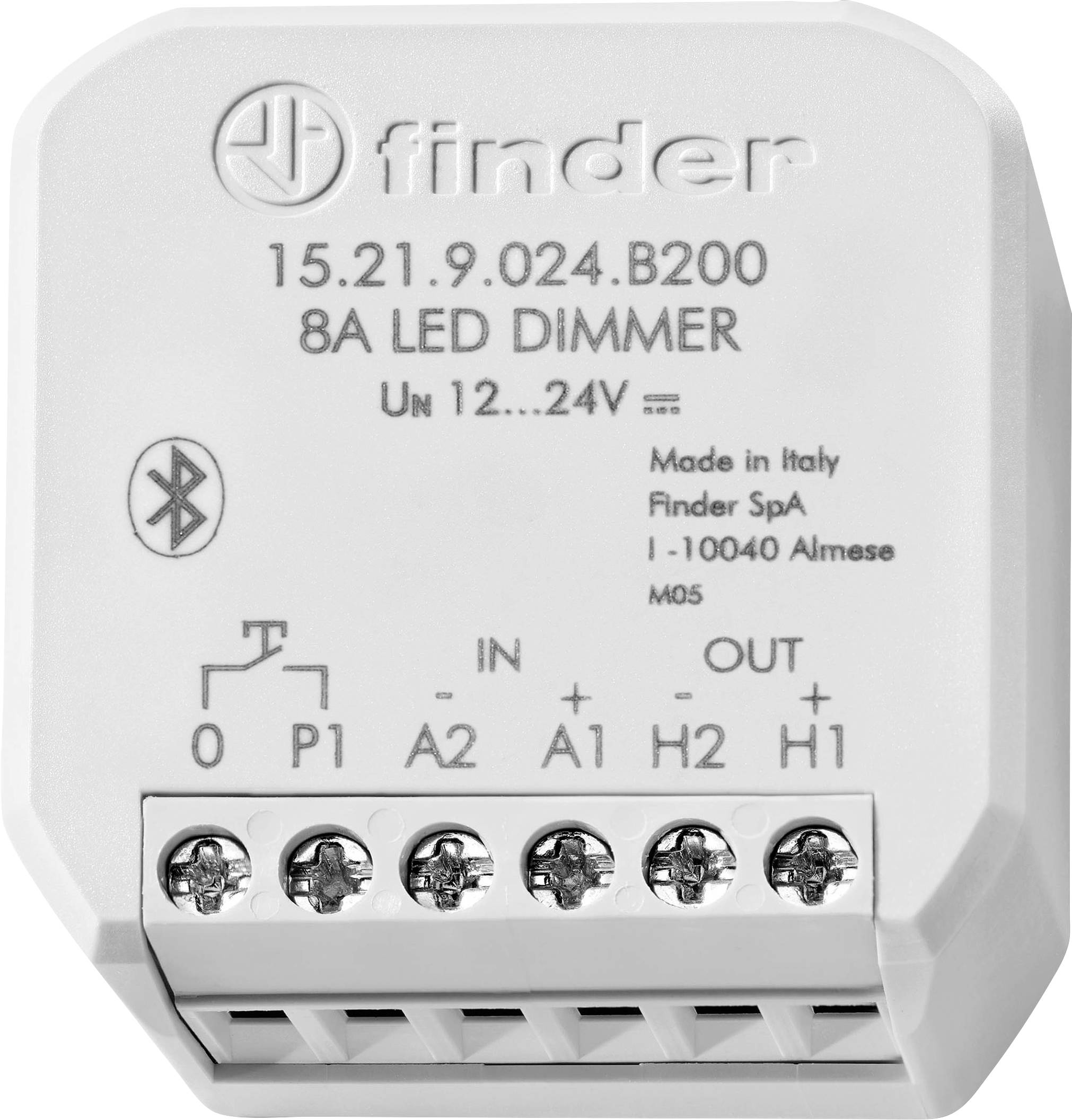 Un variateur LED Finder 8A, adapté pour des tensions de 12 à 24V, avec fonction Bluetooth. Bornes d'entrée et de sortie visibles.