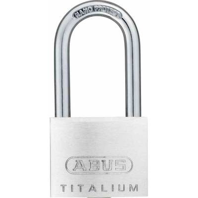 Un cadenas d'argent de la marque 'ABUS TITALIUM' avec l'inscription 'NANO PROTECT' sur l'anse.