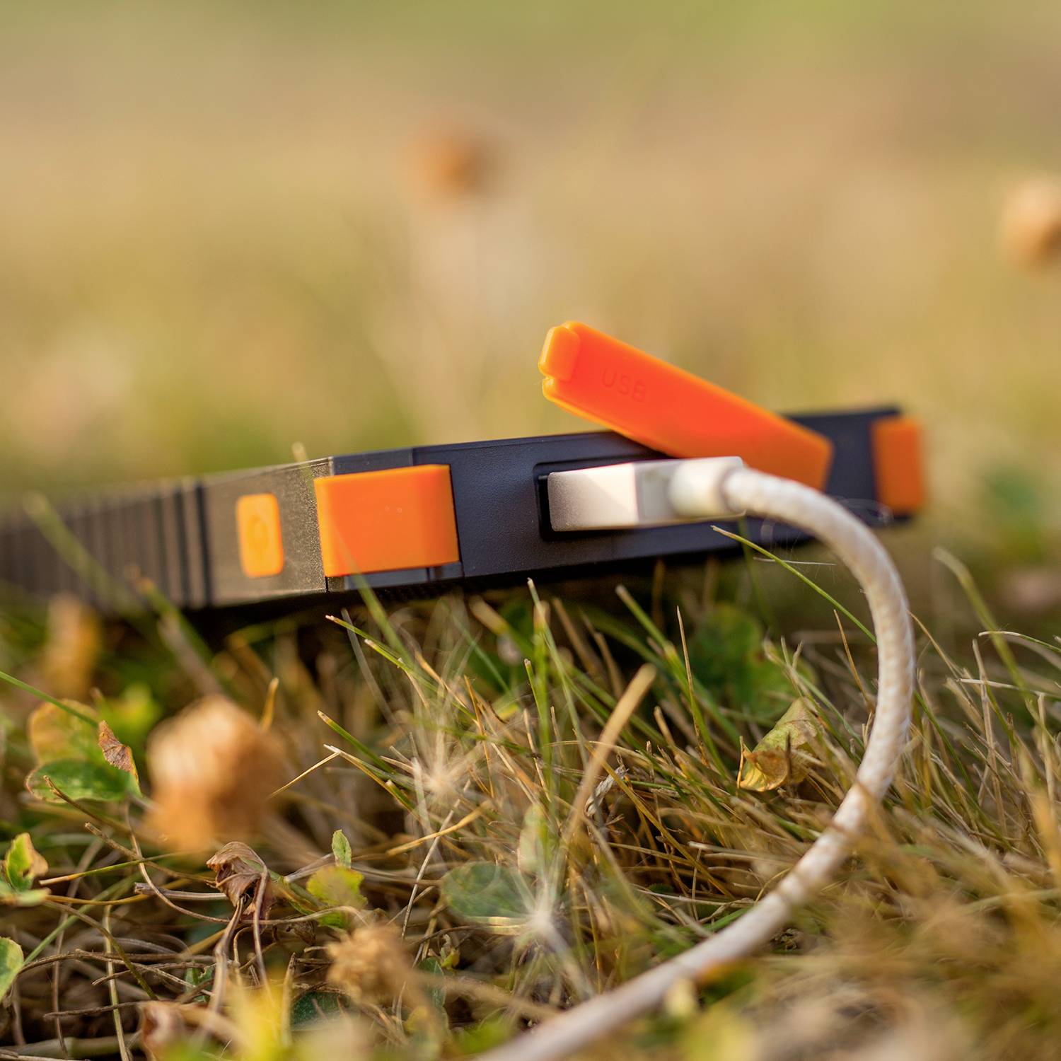 Powerbank solaire LiPo Xtorm by A-Solar XR103 XR103 5000 mAh-1