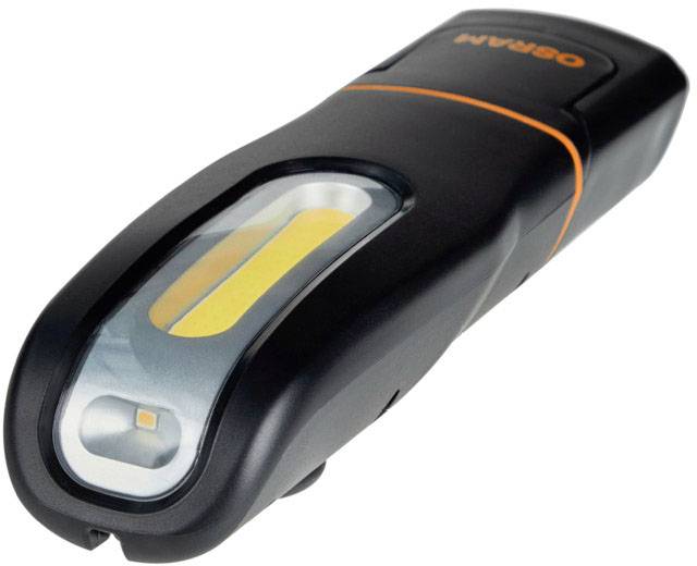 Lampe de poche dans un boîtier noir avec des accents orange, un couvercle transparent et un intérieur à LED jaune visible.