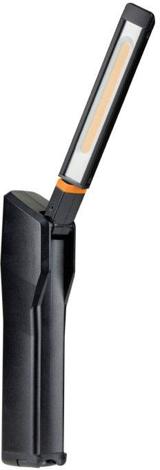 Lampe de travail LED portable noire avec tête pivotante et accents orange, offrant un éclairage flexible. Idéale pour les travaux d'atelier.