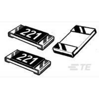 Trois appareils électroniques portant le numéro 221.