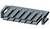 Des barres métalliques grises empilées dans une disposition rectangulaire, ressemblant à une grille ou à une grille métallique.