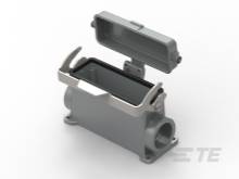 Boîtier de connecteur haute intensité métallique gris avec couvercle ouvert, deux connexions latérales, composant technique pour applications industrielles.