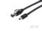 Un câble de données noir avec deux connecteurs à chaque extrémité. L'un est un connecteur Ethernet, l'autre un connecteur USB.