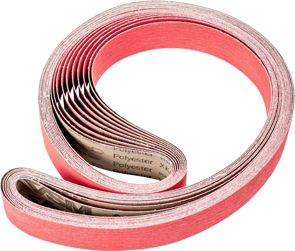 Un ruban abrasif rouge enroulé en polyester avec des couches clairement visibles, adapté aux travaux de finition fine.