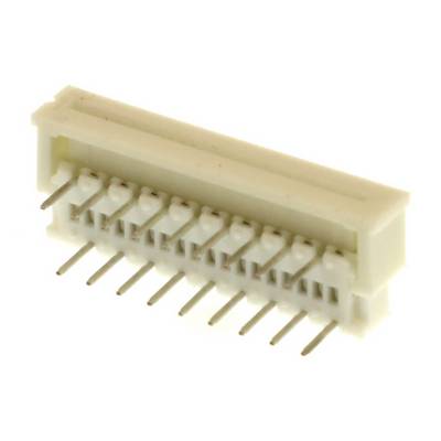 Un connecteur électrique blanc avec plusieurs broches métalliques, utilisé pour relier des circuits électriques.