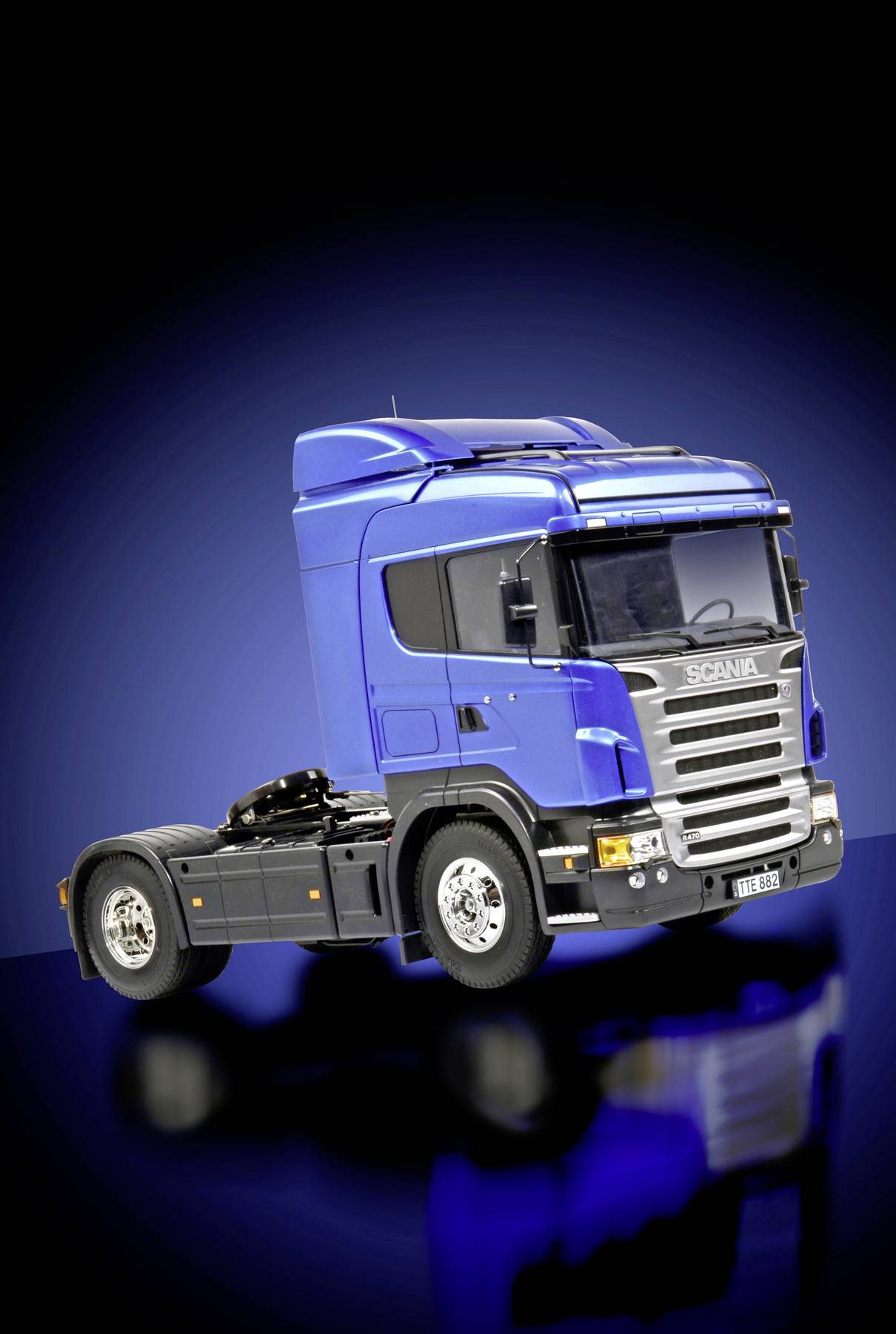 Tamiya 300156318 Scania R470 Highline 1:14 électrique Camion RC kit à monter-1