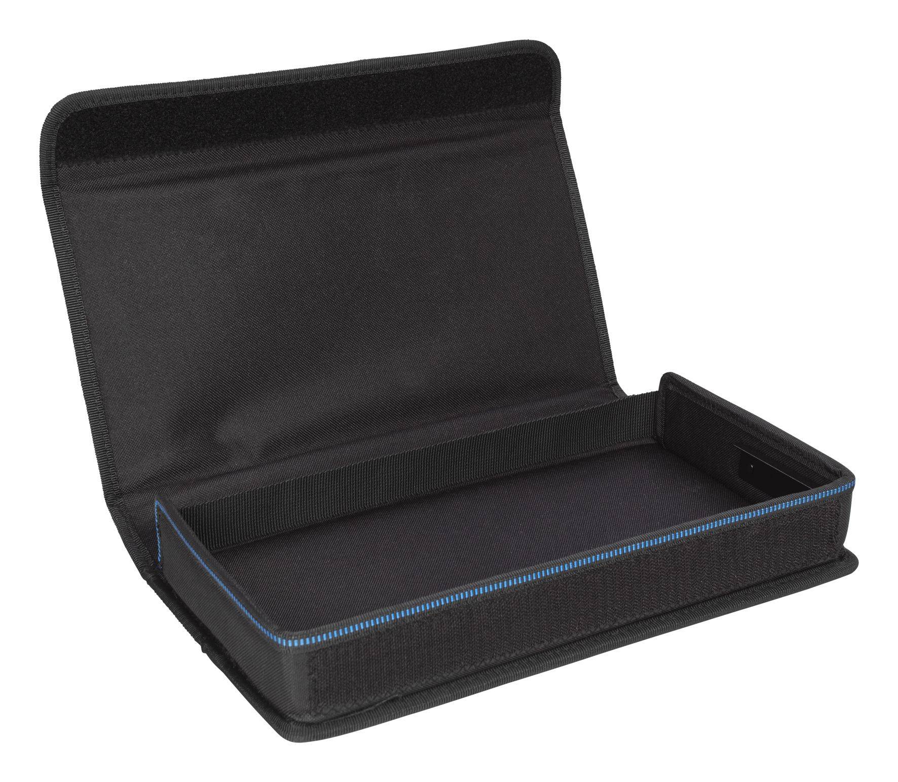 Un étui noir ouvert avec une bordure bleue, adapté pour ranger de petits objets, sur un fond blanc.