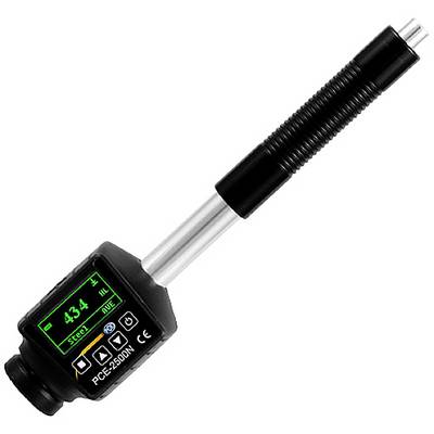 Appareil portable de mesure de dureté Leeb PCE-2500, affichant une valeur de dureté de 434 sur un écran vert. Boutons de contrôle et sonde de mesure visibles.