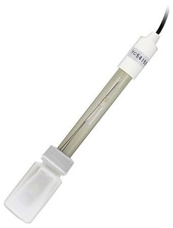 Gros plan d'une sonde de conductivité en verre avec un capuchon de protection et un câble attaché, utilisée pour mesurer la conductivité des liquides.
