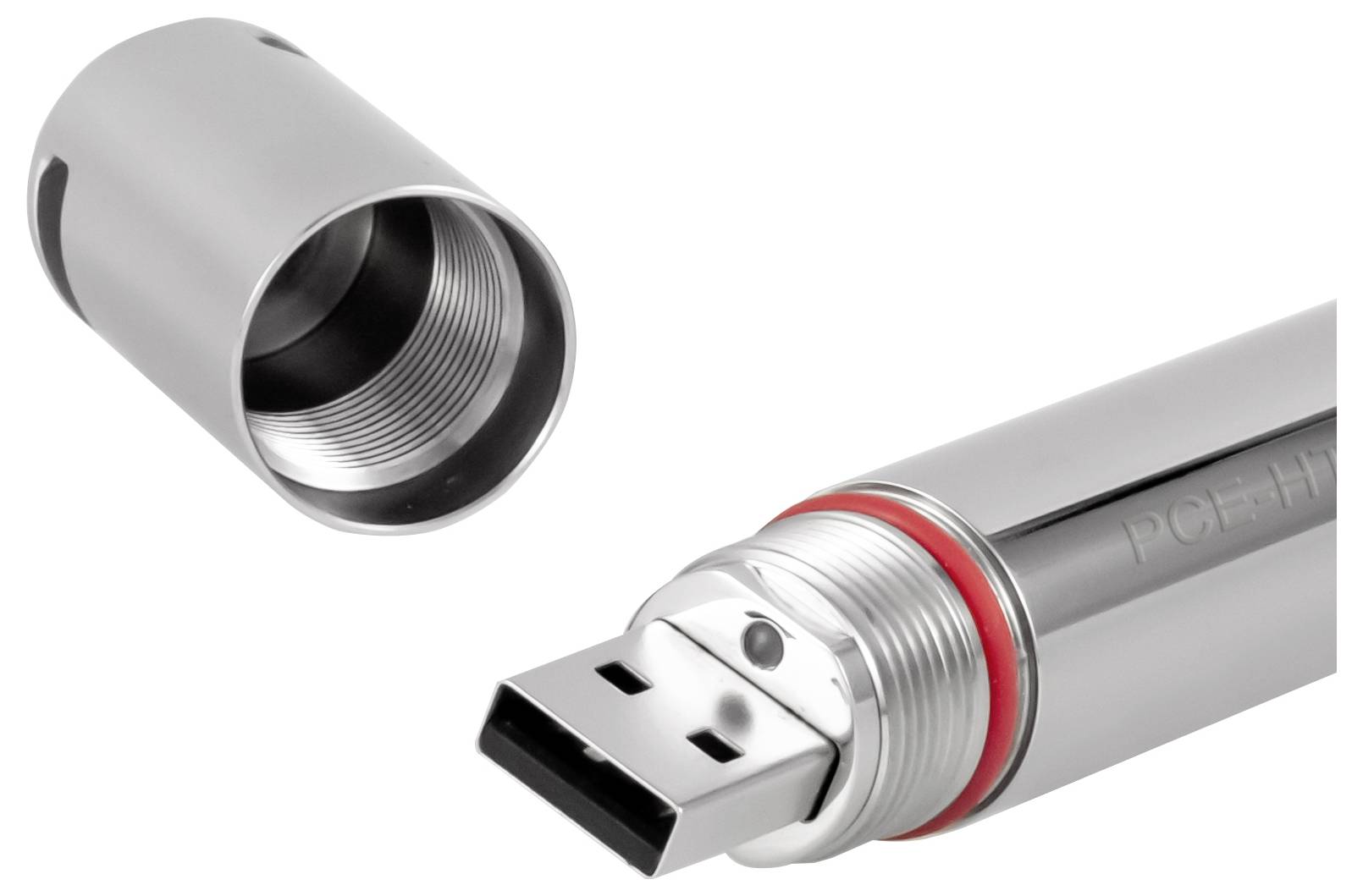 Clé USB en métal avec son capuchon retiré, montrant le connecteur USB et l'intérieur du capuchon fileté sur un fond blanc.