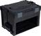 Un récipient de rangement noir et vide en plastique avec un compartiment rectangulaire ouvert. Adapté pour le rangement des outils ou des matériaux.