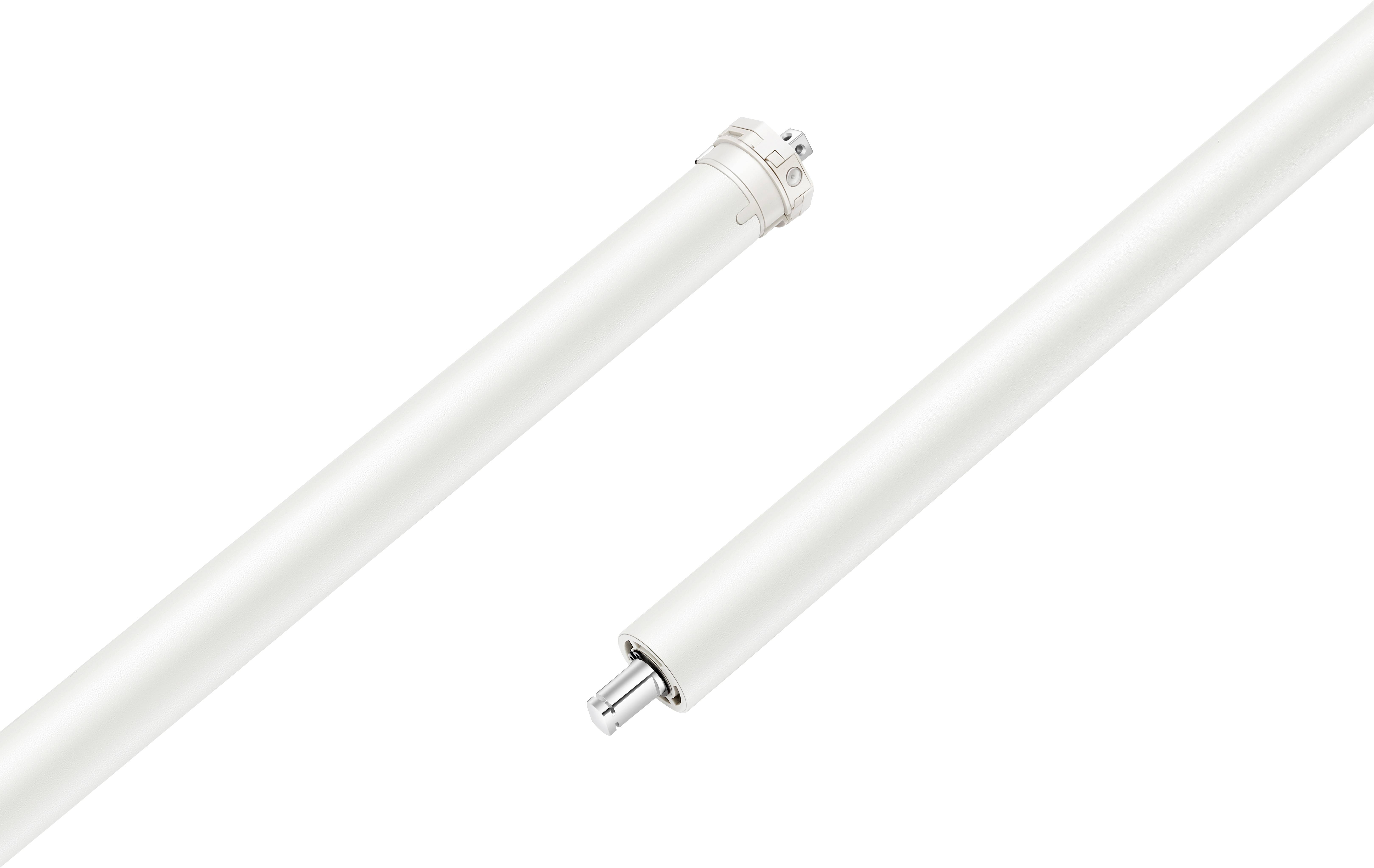 Deux moteurs électriques blancs cylindriques sur un fond blanc, l'un avec un raccordement argenté à son extrémité.