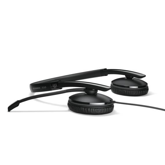 Casque noir à écouteurs circum-auriculaires posé sur un fond blanc, couché sur le côté gauche. Arceau fin, coussinets d'oreille orientés vers le haut.