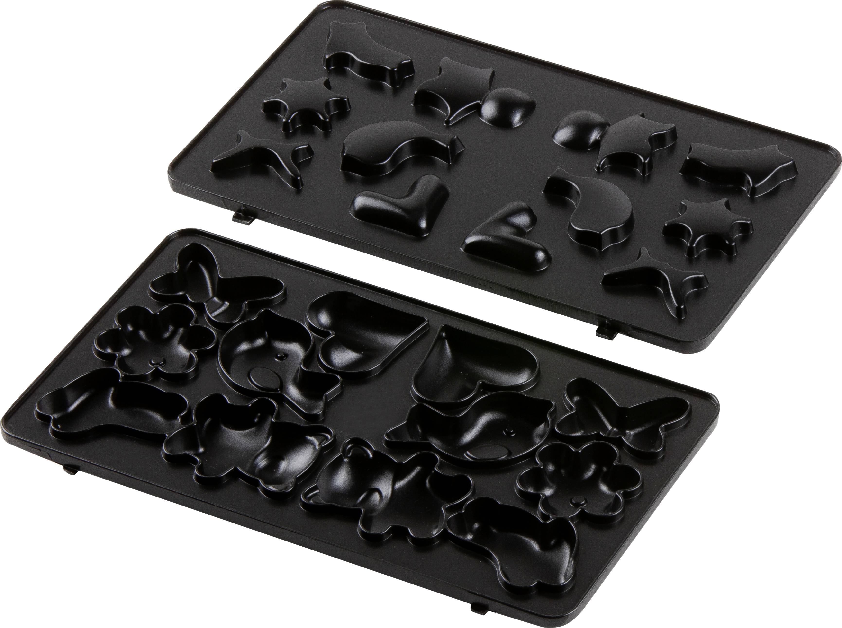 Plaque de cuisson avec différentes formes de découpe comme des cœurs, des papillons et des fleurs, réparties sur deux plaques.