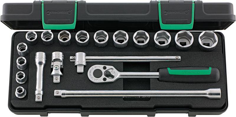 Coffret à cliquet noir ouvert contenant divers embouts et rallonges de différentes tailles.