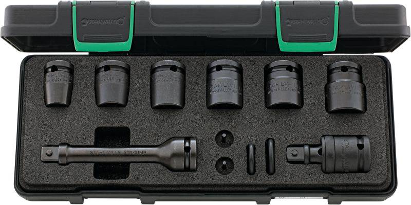 Un ensemble d'outils dans un coffret en plastique noir comprenant 10 douilles et une rallonge, tous soigneusement rangés dans des inserts en mousse.
