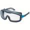 Lunettes de protection en plastique transparent avec monture noire et charnières bleues, adaptées à la protection des yeux lors de travaux manuels.