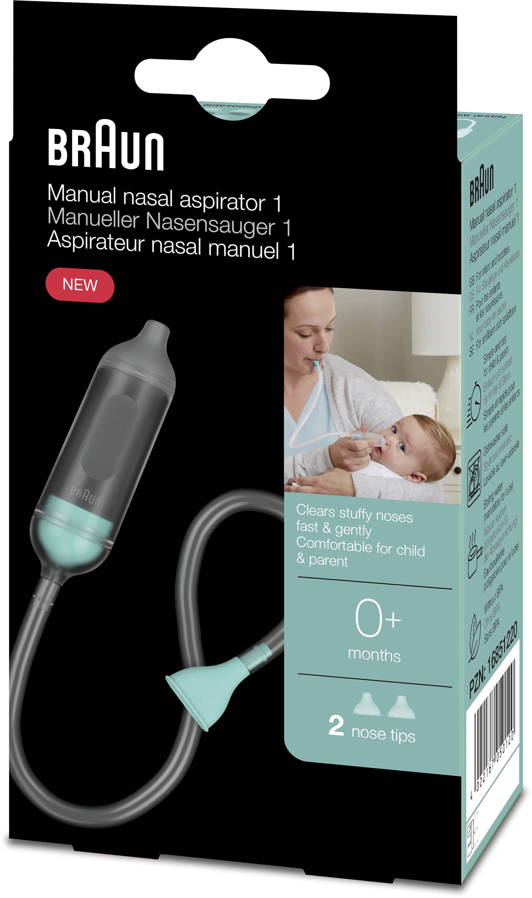 Emballage d'un aspirateur nasal manuel de Braun. Un jeune enfant est doucement traité avec l'aspirateur par un adulte. Adapté dès la naissance.