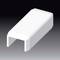Un objet blanc en forme de tube creux avec une section rectangulaire, s'étendant diagonalement du bas gauche vers le haut droit.