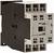 Un contacteur électrique avec plusieurs bornes de connexion et un boîtier en noir et gris, adapté aux applications de commande.