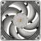 Un ventilateur d'ordinateur carré avec sept pales grises. Ventilateur disposé de manière symétrique et spiralée.