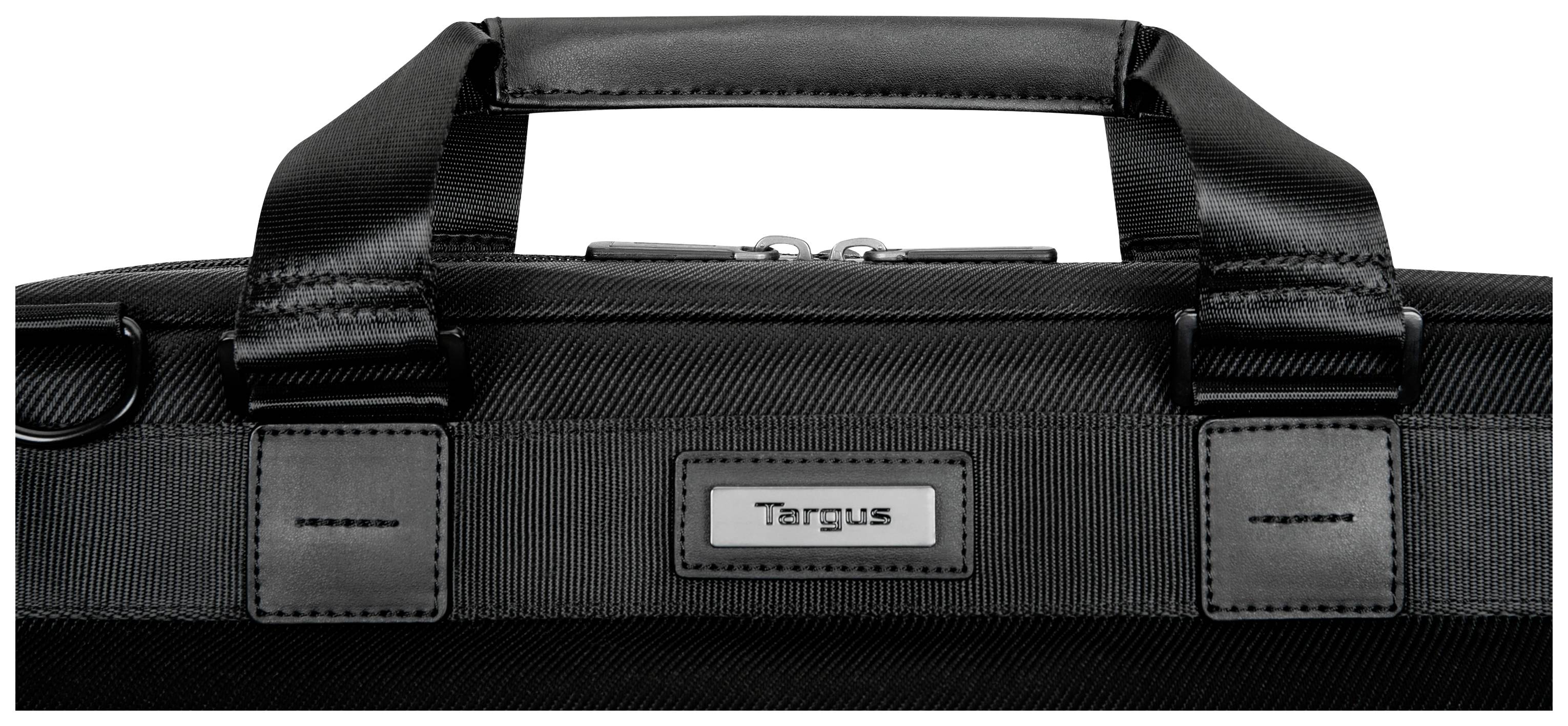 Un cartable noir avec des poignées bien rembourrées et un logo 'Targus' argenté sur une plaquette métallique au centre.