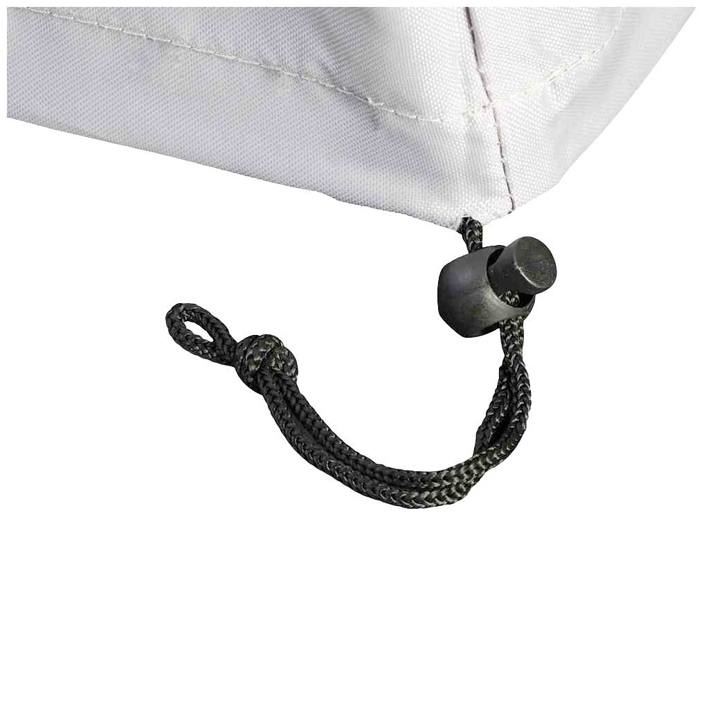 Une cordelière noire avec un arrêt coulissant pend depuis un coin de tissu blanc, vraisemblablement partie d'un sac ou d'une housse.