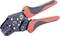 Une pince à sertir avec poignée noire et rouge, adaptée pour la pose de embouts de câblage.