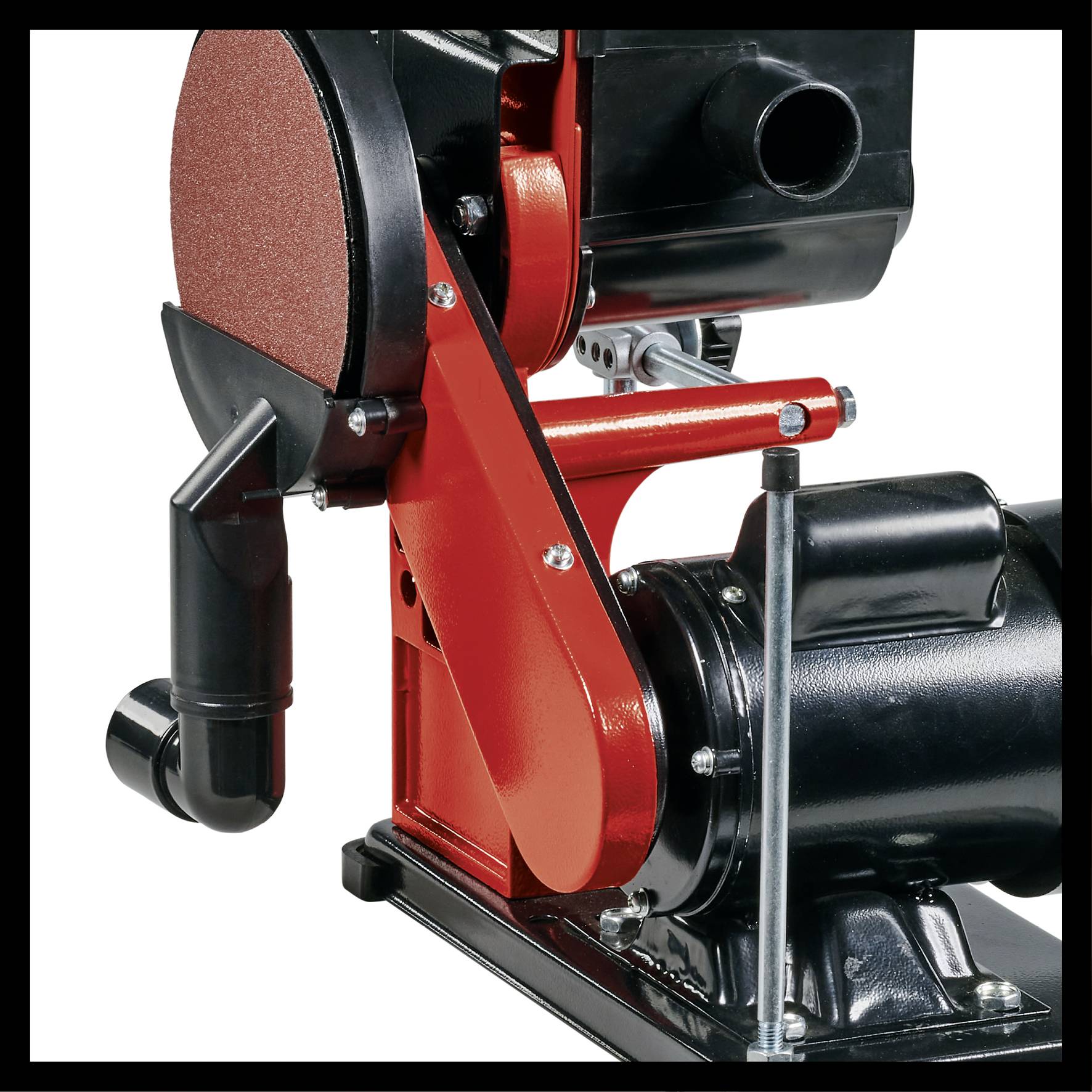 Une ponceuse à bande rouge et noire avec disque abrasif et raccordement d'aspirateur, adaptée aux travaux précis sur bois ou métal.