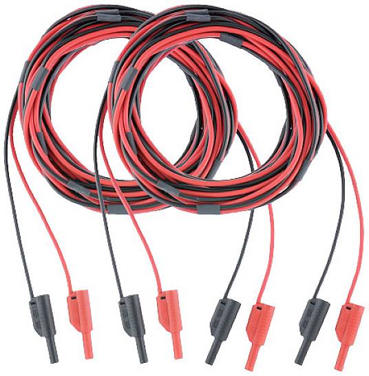 Deux paires de câbles torsadés rouge et noir munis de connecteurs aux extrémités ; pour applications électriques.