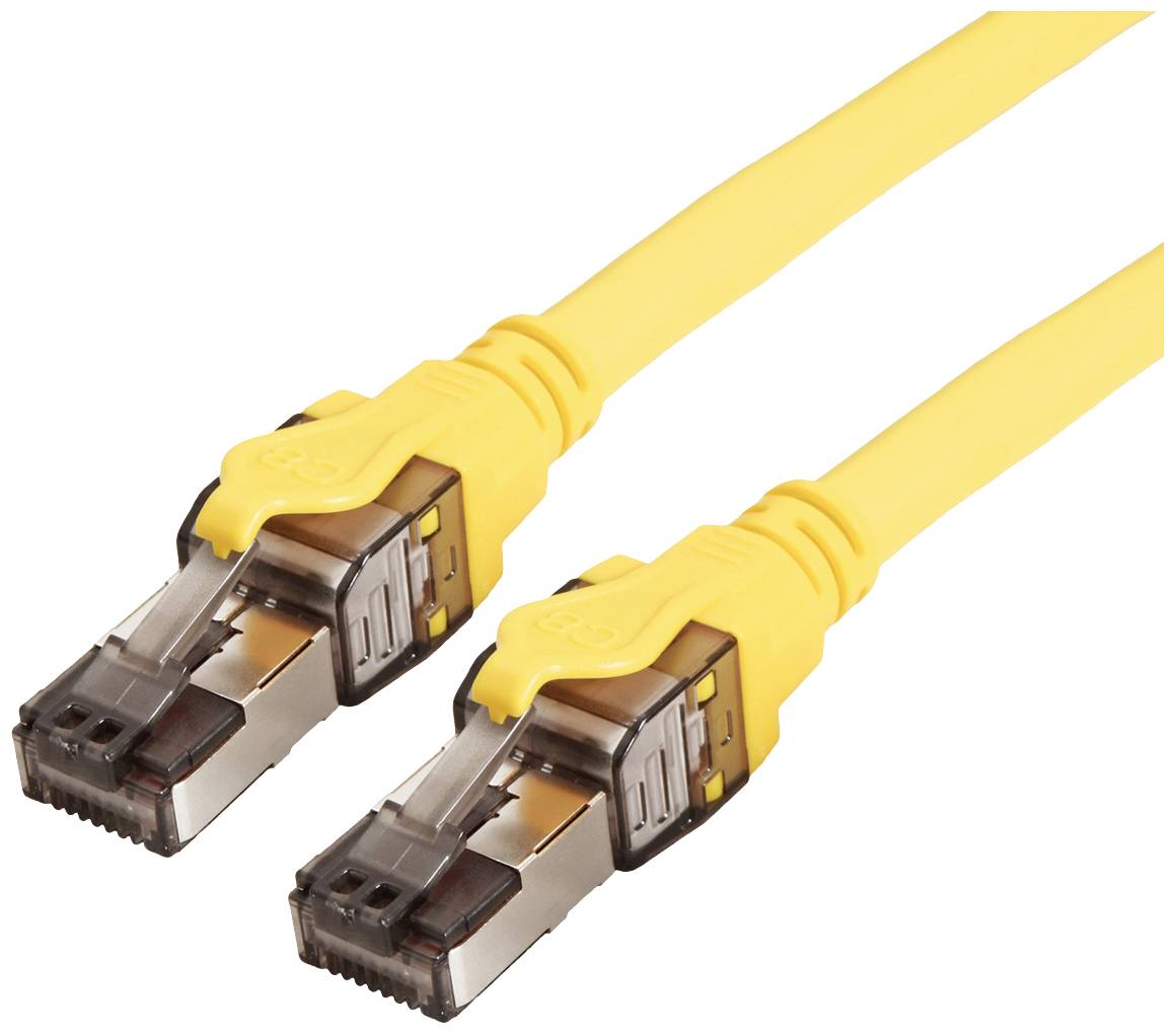 Deux câbles Ethernet jaunes avec connecteurs RJ45.