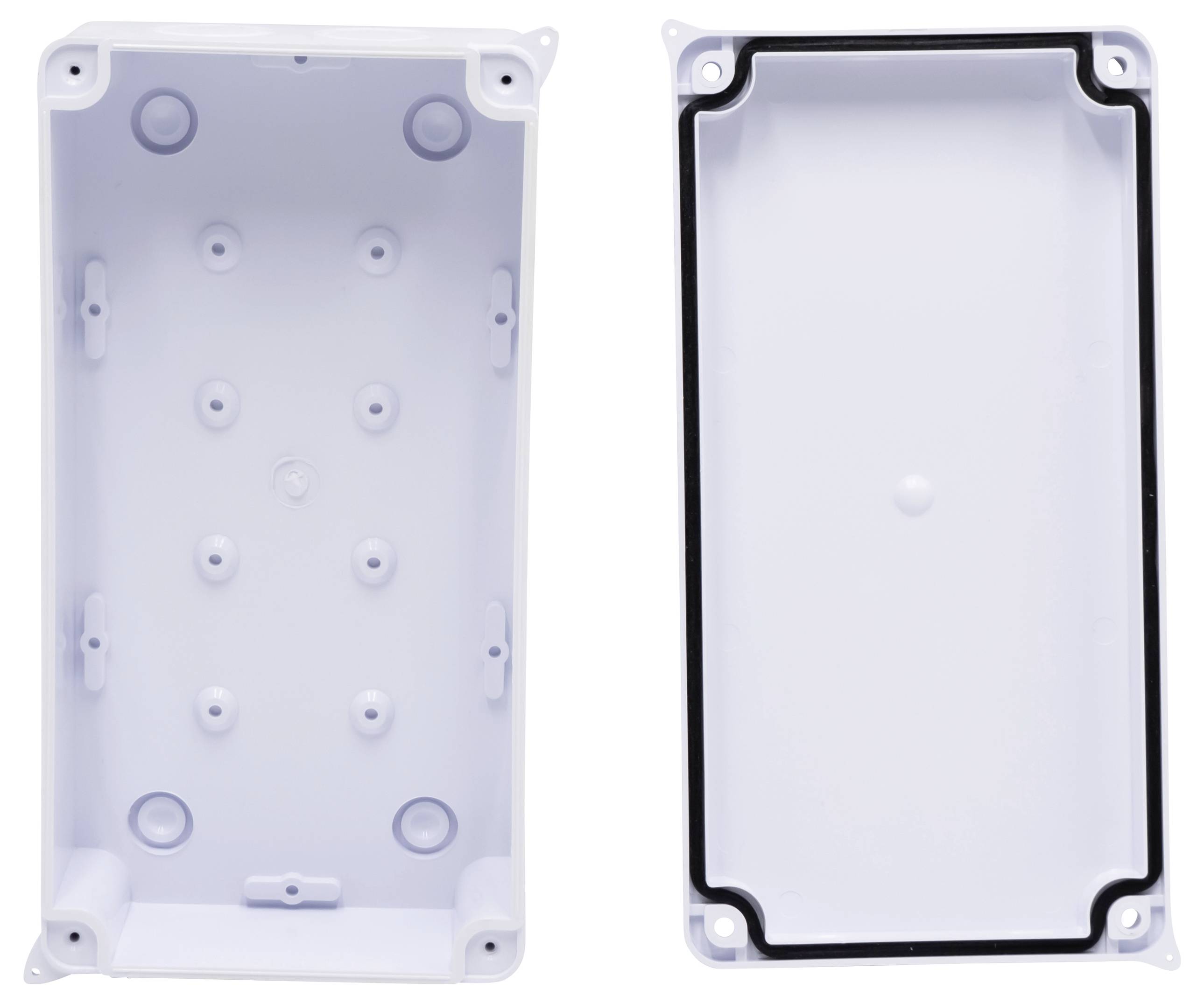 Boîtier en plastique avec couvercle amovible, adapté pour les projets électroniques. Forme rectangulaire, avec des trous de montage aux angles.