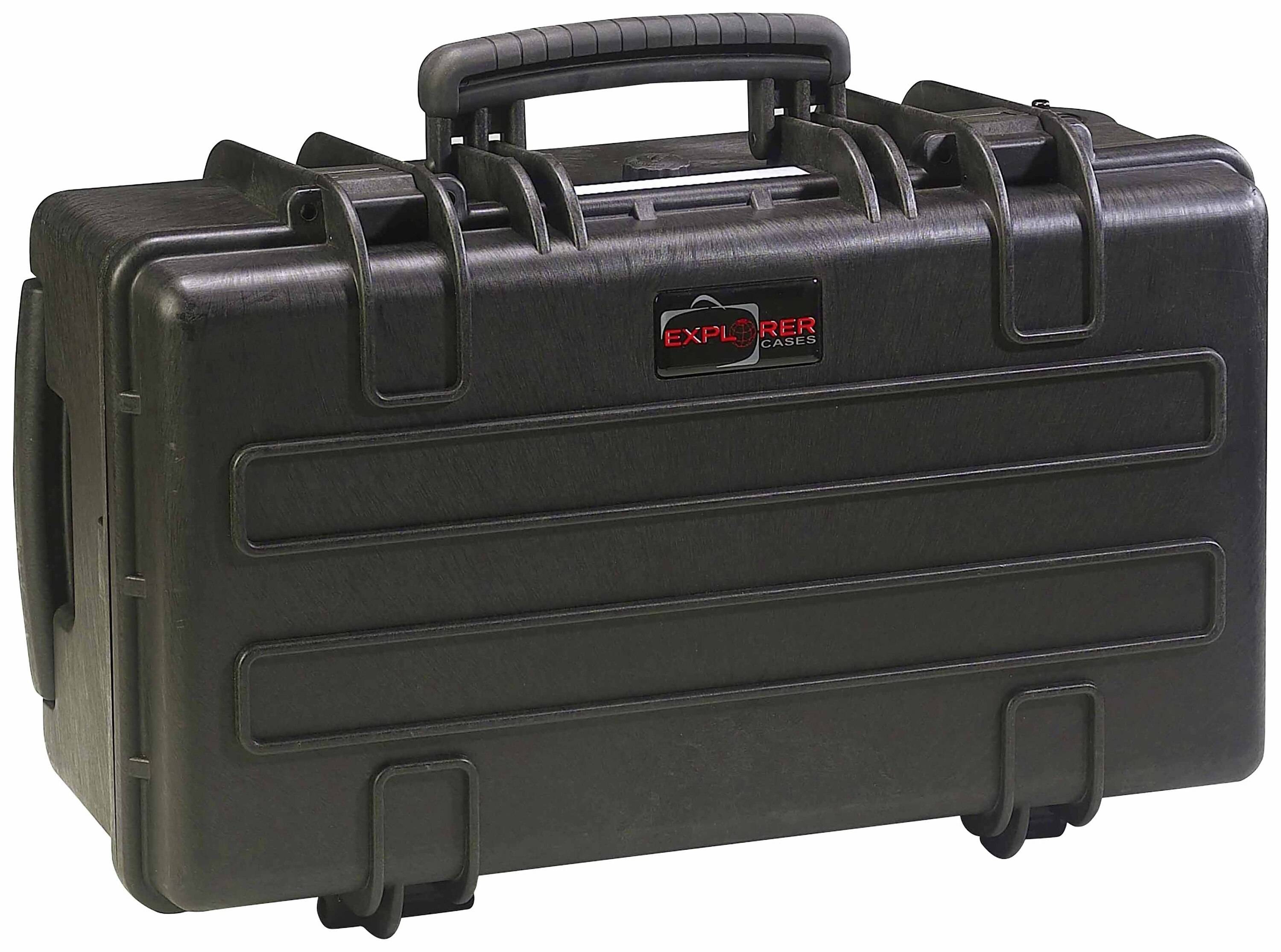 Étui de protection noir, robuste, avec poignée de transport et étiquette 'EXPLORER CASES'.