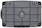 Couvercle en plastique gris, rectangulaire, avec une vis centrale et un motif quadrillé. Inscription 'Drain' en bas à droite.