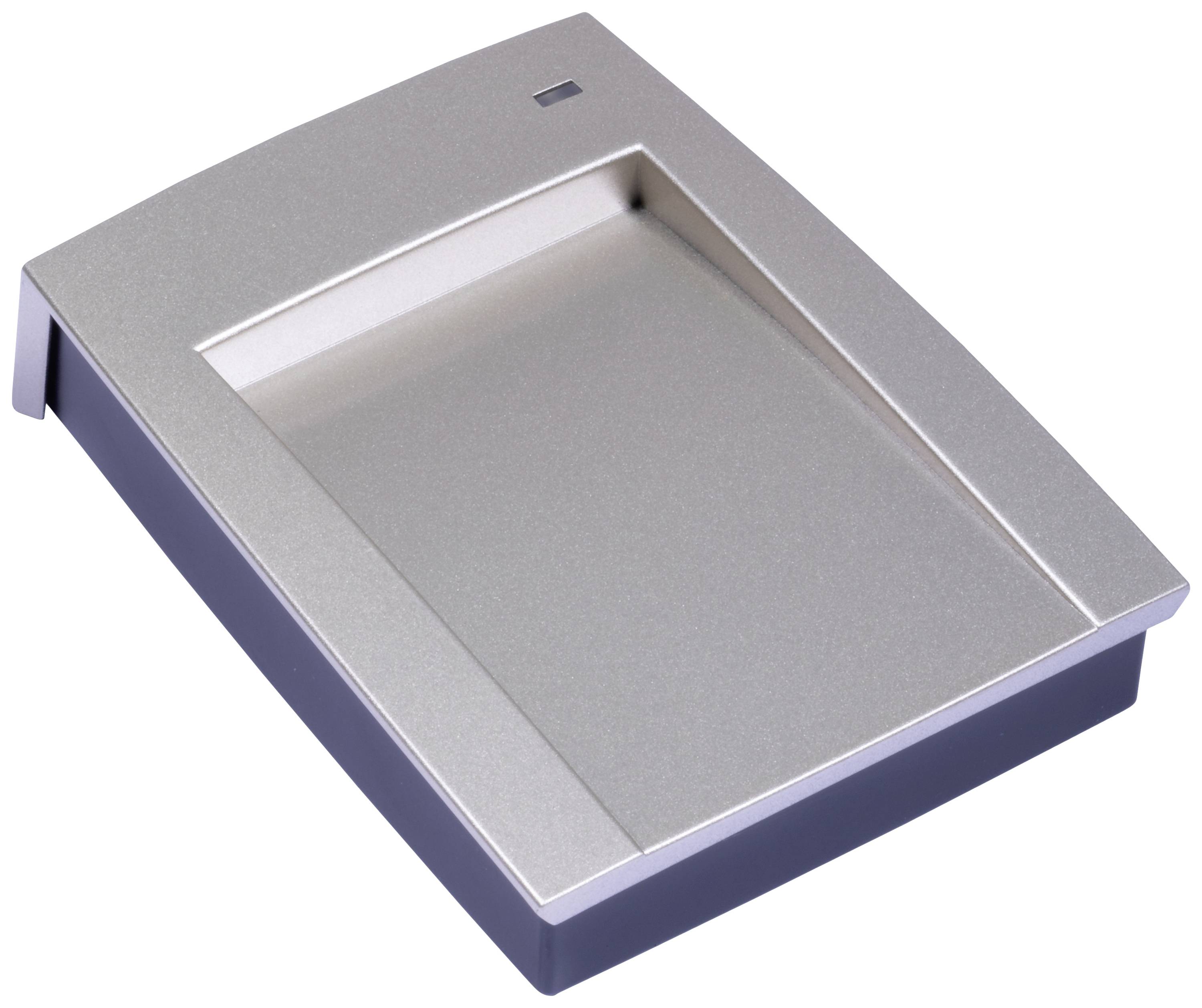 Un lecteur de carte plat en argent avec une base noire, au design légèrement incliné, adapté pour une utilisation sur des bureaux.