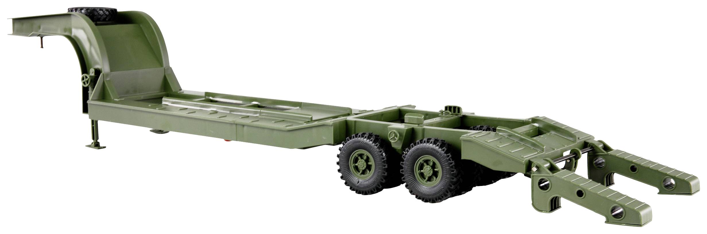 Remorque de poids lourd verte à essieux multiples et attelage, adaptée au transport de véhicules lourds ou de machines.