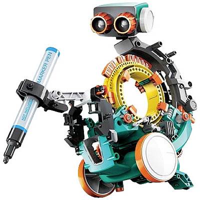 Un robot coloré tient un grand stylo. Le robot est composé de différentes pièces mécaniques et arbore un air amical.